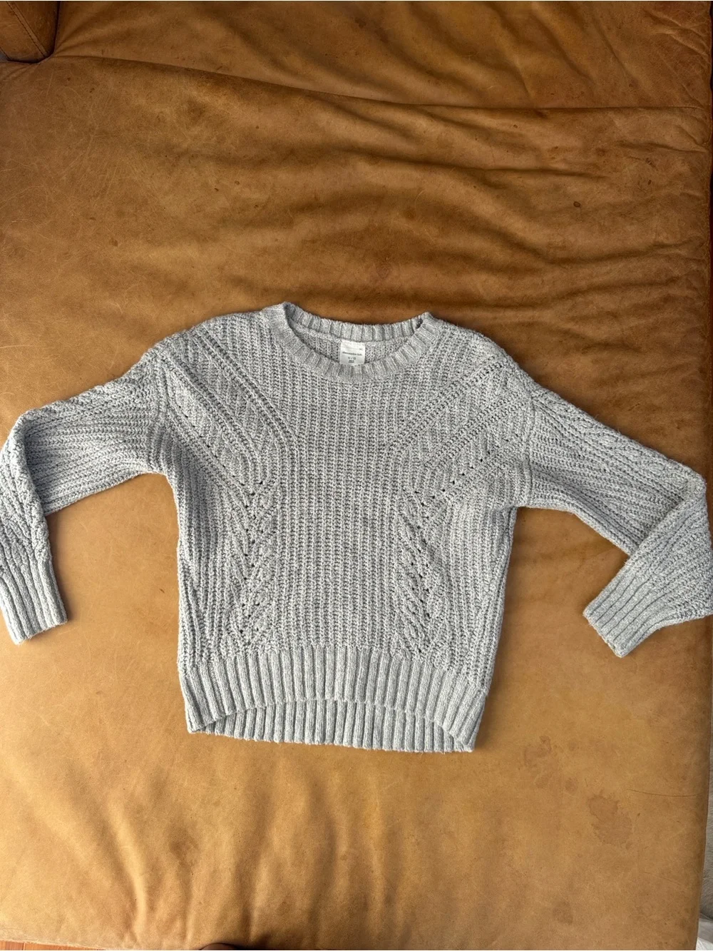 abercrombie kids Light Gray Cable Knit Sweater size 11/12